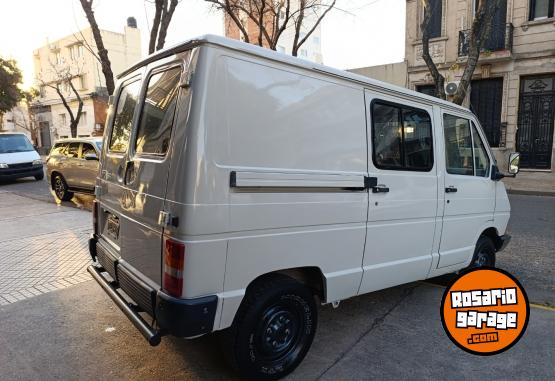 Utilitarios - Renault Trafic T310 Furgón 1990 GNC 336000Km - En Venta