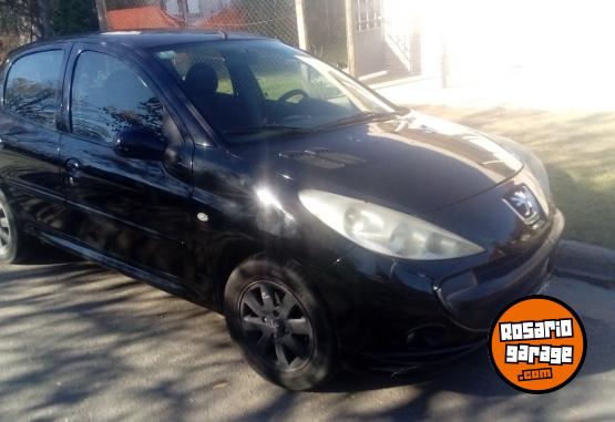 Autos - Peugeot COMPAC XS 2010 Nafta 158000Km - En Venta
