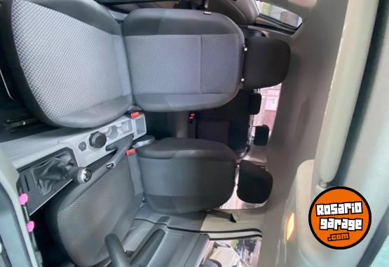 Autos - Volkswagen Polo 2019 Nafta 52000Km - En Venta