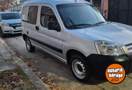 Utilitarios - Citroen Berlingo 2018 Diesel 165000Km - En Venta