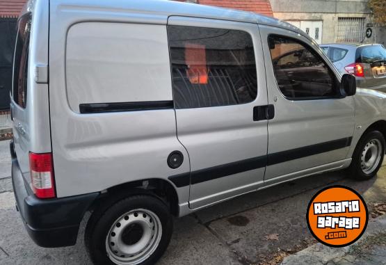 Utilitarios - Citroen Berlingo 2018 Diesel 165000Km - En Venta