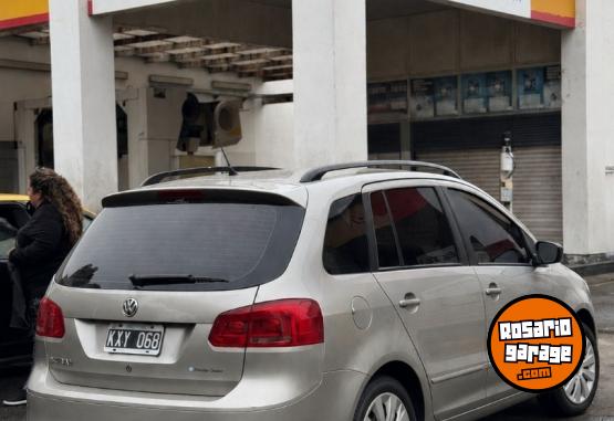 Autos - Volkswagen Suran Confortline 2012 Nafta 198000Km - En Venta
