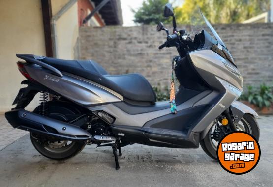 Motos - Kymco X-Town 250i 2024 Nafta 3336Km - En Venta