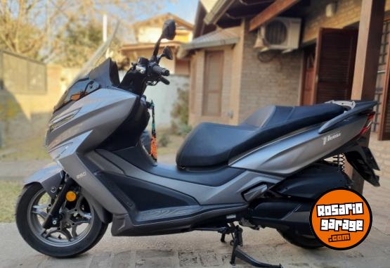 Motos - Kymco X-Town 250i 2024 Nafta 3336Km - En Venta