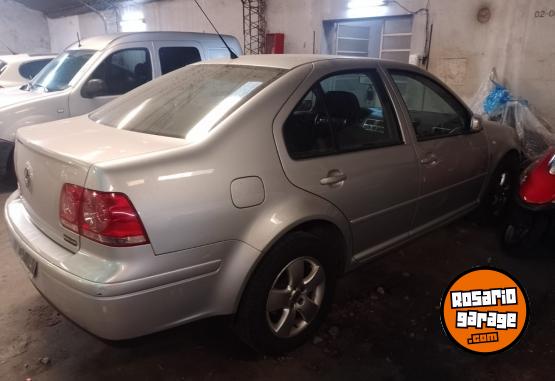 Autos - Volkswagen Bora 2008 Nafta 136000Km - En Venta