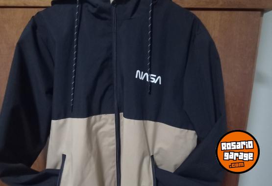 Indumentaria - Campera Hombre - En Venta