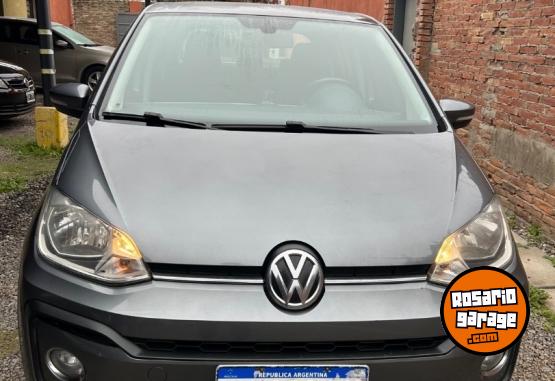 Autos - Volkswagen Up high 2018 Nafta 144000Km - En Venta