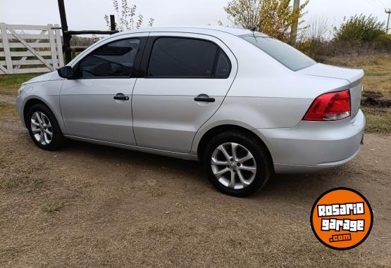 Autos - Volkswagen Voyage 2011 Nafta 118000Km - En Venta