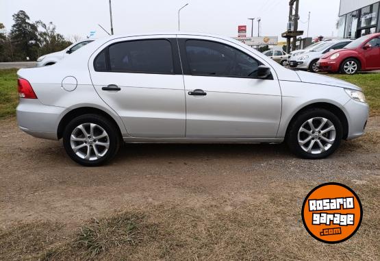 Autos - Volkswagen Voyage 2011 Nafta 118000Km - En Venta