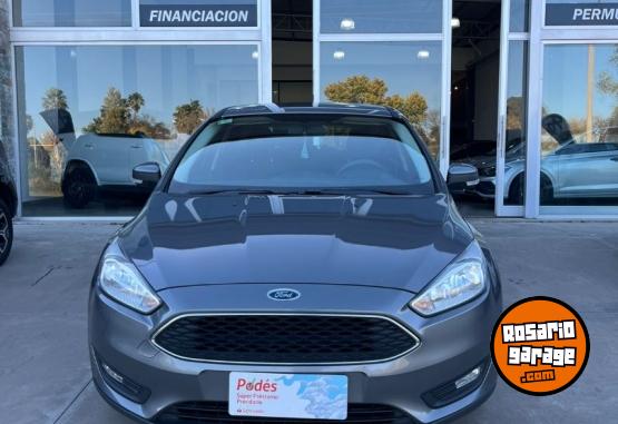 Autos - Ford Focus 2015 Nafta 133000Km - En Venta