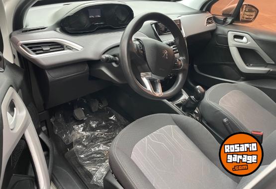 Autos - Peugeot 208 2016 Nafta 112000Km - En Venta