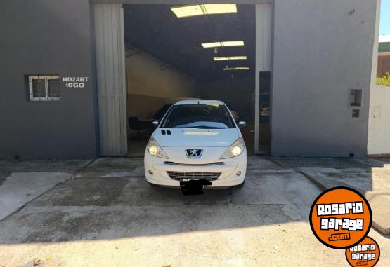 Autos - Peugeot 207 2013 Nafta 117000Km - En Venta