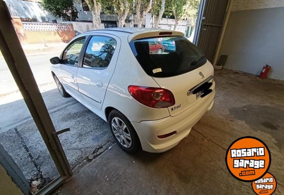 Autos - Peugeot 207 2013 Nafta 117000Km - En Venta