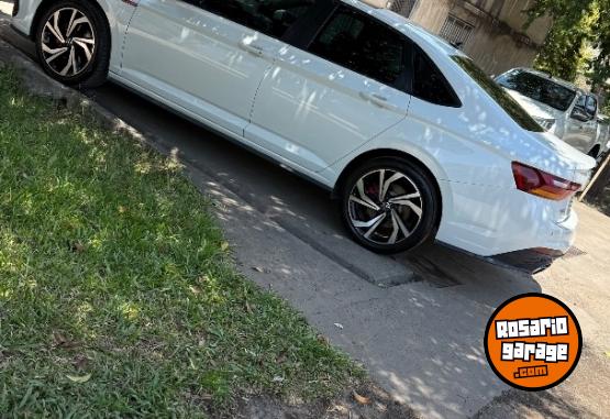 Autos - Volkswagen Vento gli 2024 Nafta 17900Km - En Venta