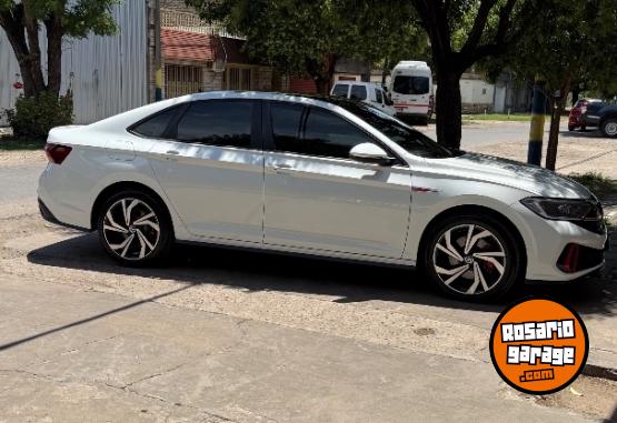 Autos - Volkswagen Vento gli 2024 Nafta 17900Km - En Venta