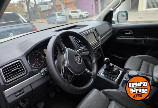 Camionetas - Volkswagen Amarok 2018 Diesel 120000Km - En Venta
