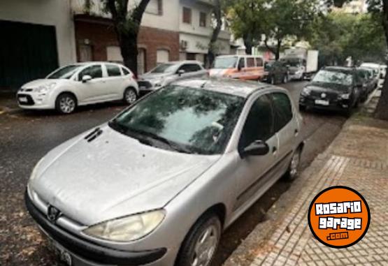 Autos - Peugeot 206 2003 Nafta 600000Km - En Venta