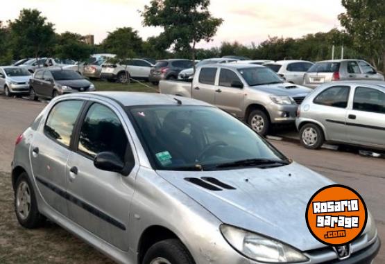 Autos - Peugeot 206 2003 Nafta 600000Km - En Venta