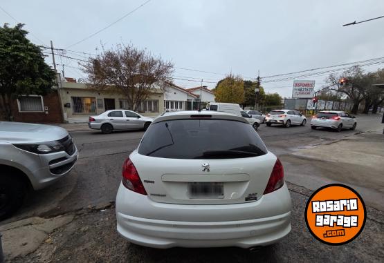 Autos - Peugeot 207 2012 Nafta 106000Km - En Venta