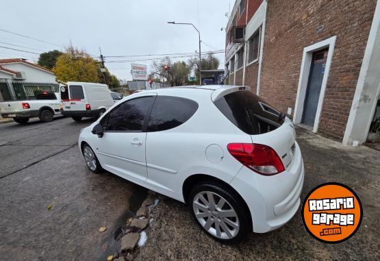 Autos - Peugeot 207 2012 Nafta 106000Km - En Venta