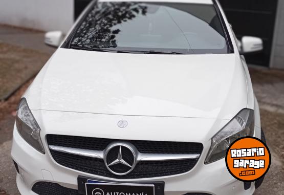 Autos - Mercedes Benz A200 Urban 2017 Nafta 107000Km - En Venta