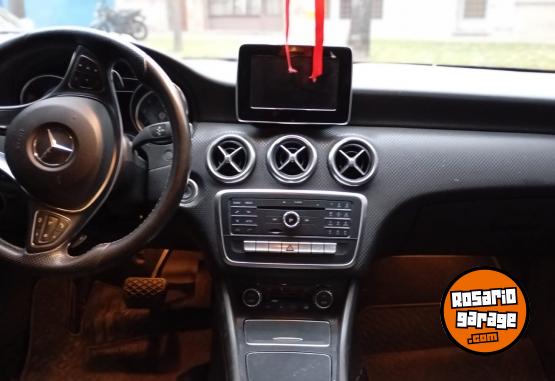 Autos - Mercedes Benz A200 Urban 2017 Nafta 107000Km - En Venta