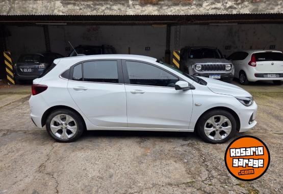Autos - Chevrolet Onix 2020 Nafta 130000Km - En Venta