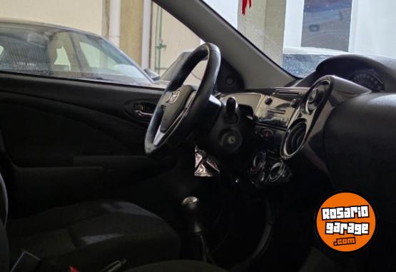 Autos - Toyota Etios xls 2015 Nafta - En Venta