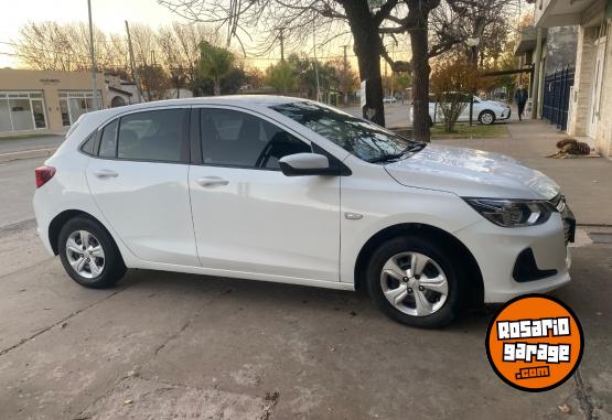 Autos - Chevrolet Onix 2020 GNC 95000Km - En Venta