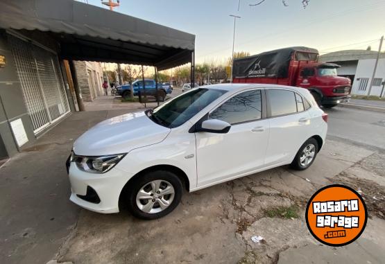 Autos - Chevrolet Onix 2020 GNC 95000Km - En Venta