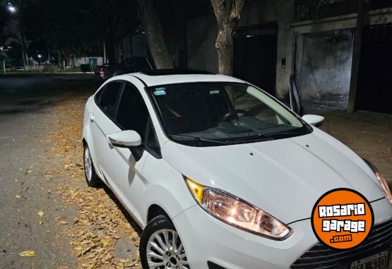 Autos - Ford FIESTA 1.6L SE PLUS 2013 Nafta 139000Km - En Venta
