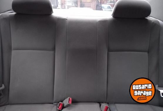 Autos - Toyota corolla 2012 Nafta 150000Km - En Venta