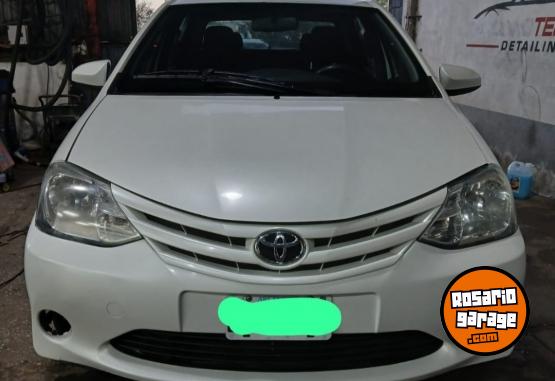 Autos - Toyota Etios 2015 1.5 X 2015 Nafta 156000Km - En Venta