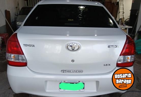 Autos - Toyota Etios 2015 1.5 X 2015 Nafta 156000Km - En Venta