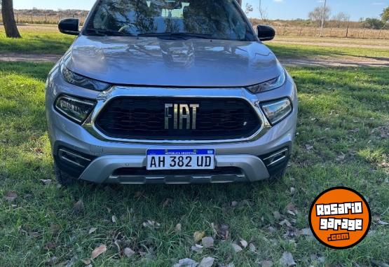 Camionetas - Fiat Toro 2025 Diesel 30000Km - En Venta