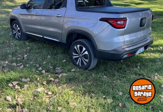Camionetas - Fiat Toro 2025 Diesel 30000Km - En Venta