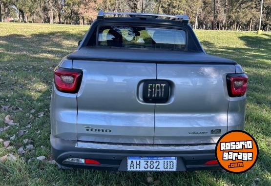 Camionetas - Fiat Toro 2025 Diesel 30000Km - En Venta