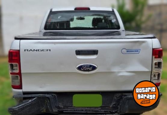Camionetas - Ford Ranger DC 4x2 Safety 2.2 2015 Diesel 131577Km - En Venta