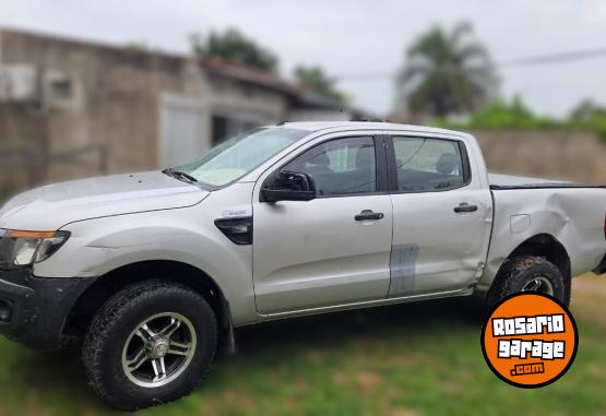 Camionetas - Ford Ranger DC 4x2 Safety 2.2 2015 Diesel 131577Km - En Venta