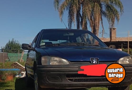 Autos - Peugeot 106 XN 2000 Nafta 215000Km - En Venta