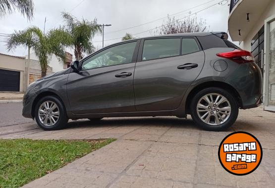 Autos - Toyota Yaris xls manual 5p full 2020 Nafta 75000Km - En Venta