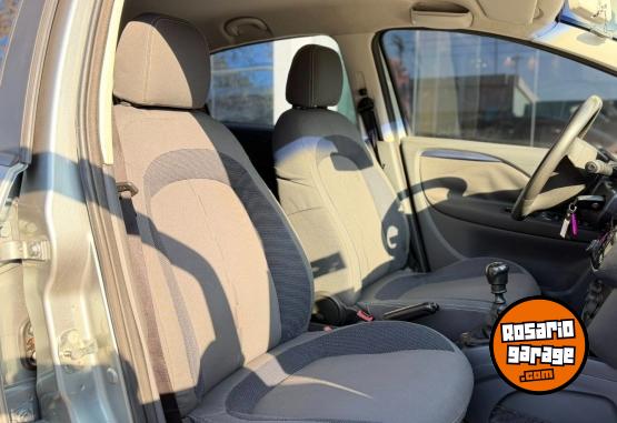 Autos - Fiat PUNTO ATTRACTIVE 1.4 2013 Nafta 148000Km - En Venta
