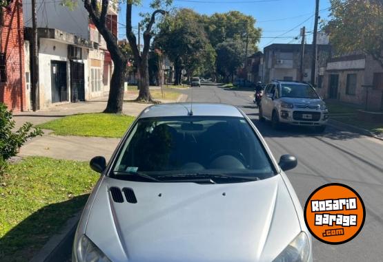 Autos - Peugeot 206 2005 Diesel 200000Km - En Venta