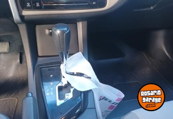 Autos - Toyota COROLLA 2019 GNC 153000Km - En Venta