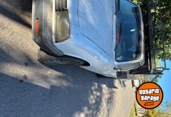 Camionetas - Peugeot 504 1994 GNC 331000Km - En Venta