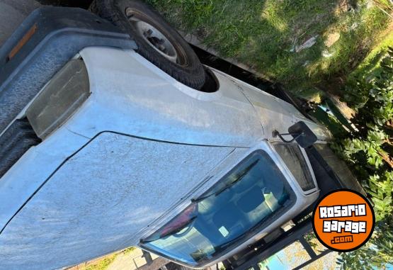 Camionetas - Peugeot 504 1994 GNC 331000Km - En Venta