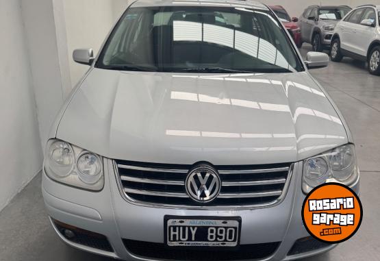 Autos - Volkswagen Bora 2.0 2009 Nafta 203000Km - En Venta