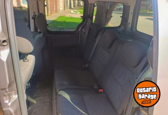 Utilitarios - Citroen Berlingo xtr 2022 Diesel 76000Km - En Venta