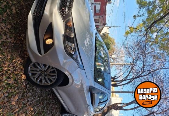 Autos - Fiat Cronos Like 1.3 2022 GNC 180000Km - En Venta