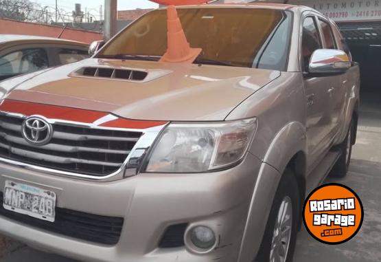 Camionetas - Toyota Hillux 3.0 4x2 2014 Diesel 200000Km - En Venta